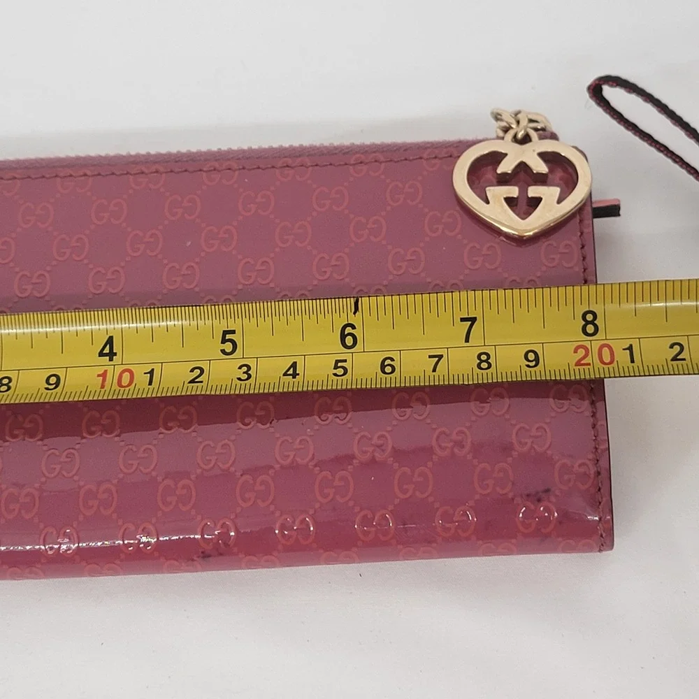 Gucci microguccissima patent